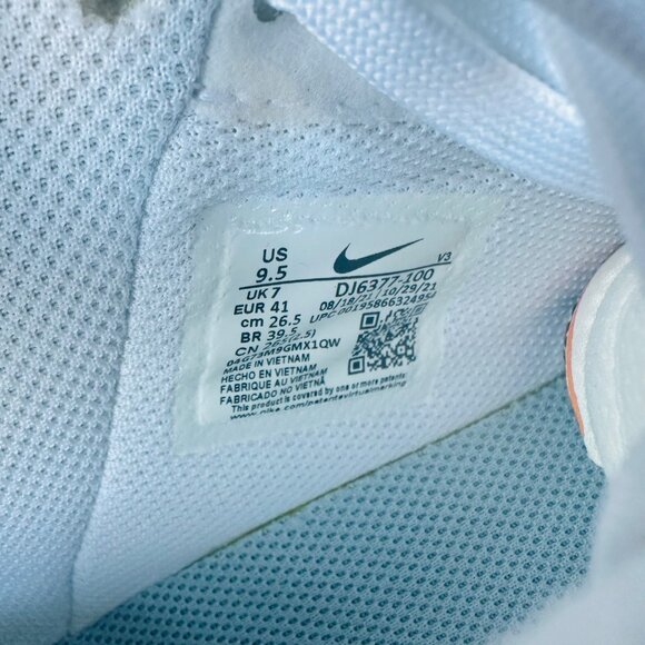 ⭐Nike Air Force 1 S 9.5 Women Retro shoes Low 07 SE White Embroidered DJ6377-100 - Picture 12 of 12